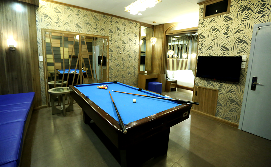 Hotel-Ava_gallery-page_room07-billiards