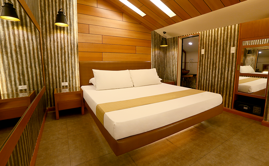 Hotel-Ava_gallery-page_room104-rustic