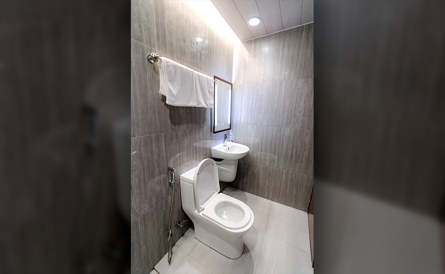 Hotel-Ava_gallery-page_room14-toilet2