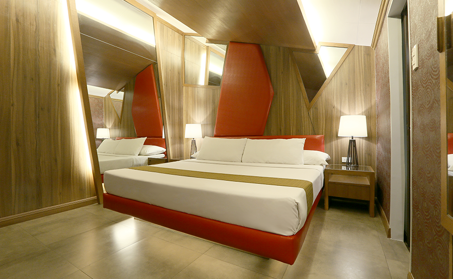 Hotel-Ava_gallery-page_room82-bed